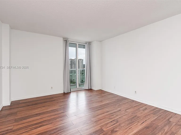 100 Bayview Dr #1102 — Photo 24