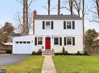 2905 Westcott St, Falls Church, VA 22042