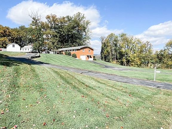 Back corner w/ back driveway