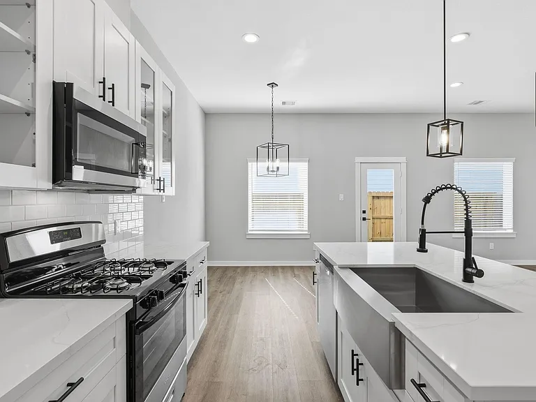 412 Stonework Landing Ln — Photo 10