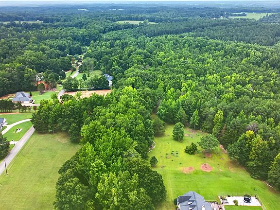 3rd image of 210 Janet Ct Lot 32