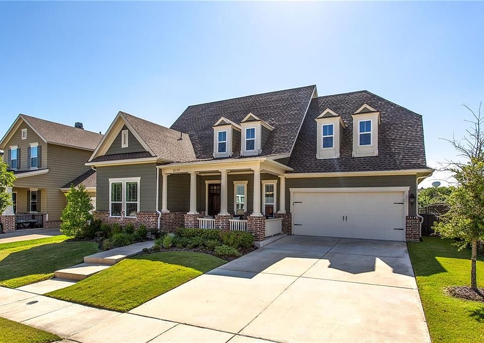 1st image of 9221 Dahlia Way