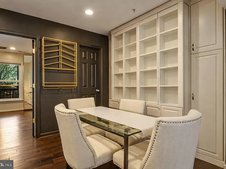 1519 Constitution Ave NE #101 — Photo 7