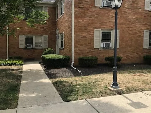 1065 Sells Ave, Columbus, OH 43212