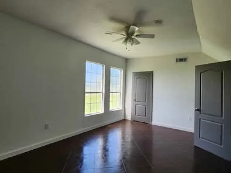 744 County Road 4711 — Photo 14