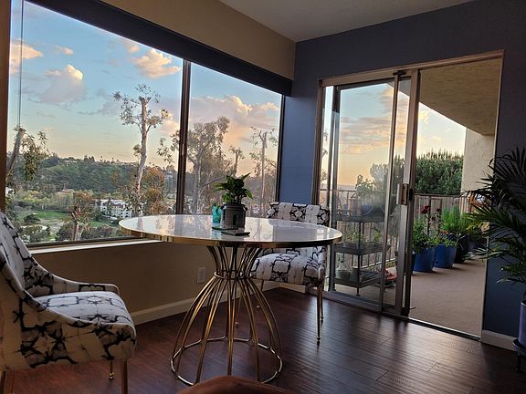 Dining nook overlooks Mission Hills and Mission Valley