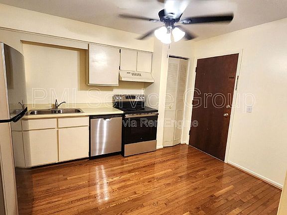 4th image of 2331 Ogden Ave APT 10