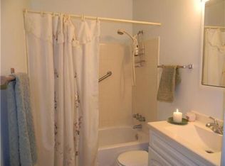 56422 Currant Rd, Mishawaka, IN 46545