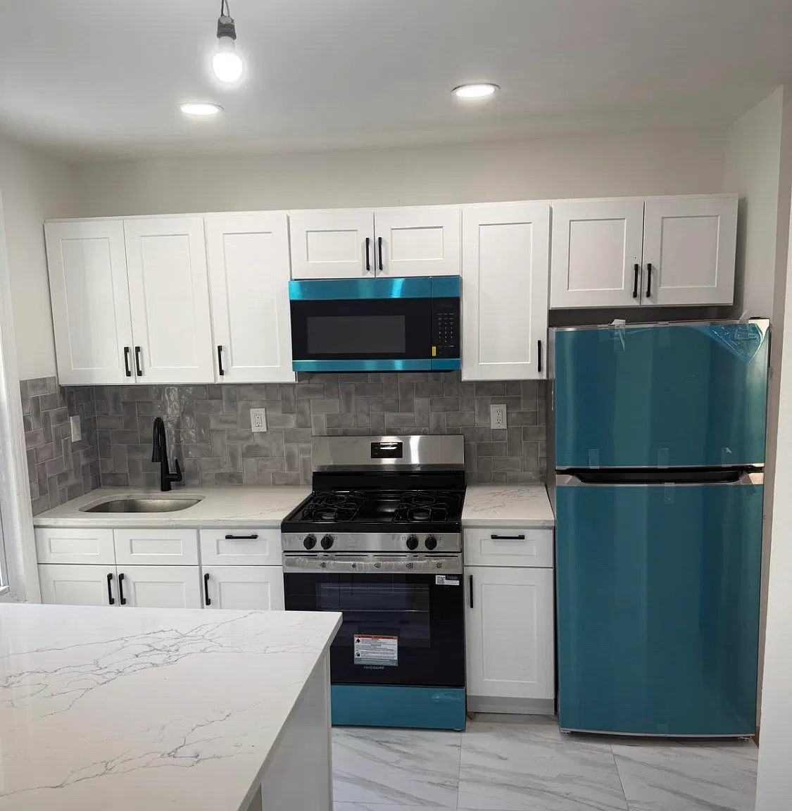 2158 Clinton Ave — Photo 1