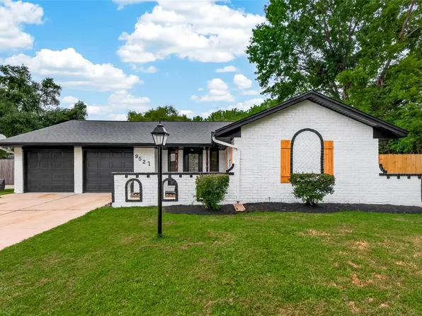 9527 Vanwood St, Houston, TX 77040