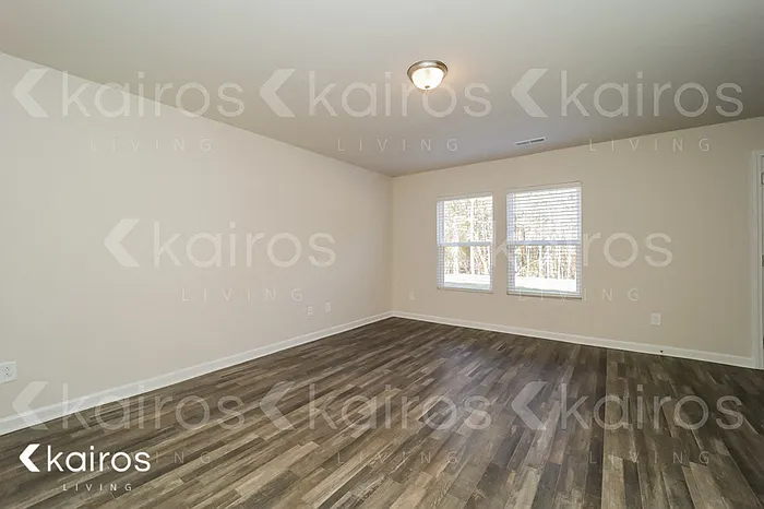 262 E Boulder Rd — Photo 3