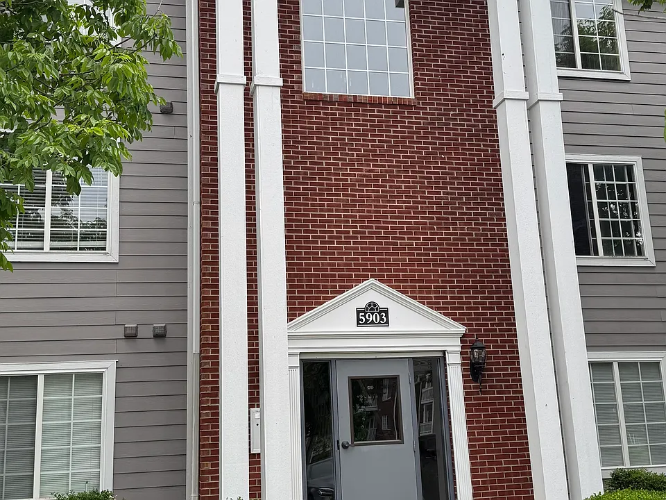 5903 Landers Ave #206