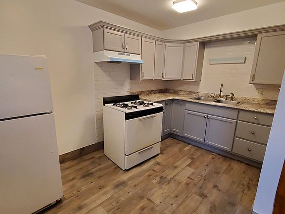 963-103 Kitchen_04112023