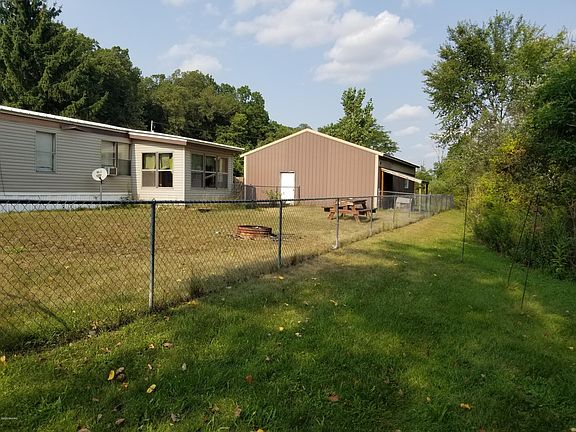 4th image of 5663 Bluewater Hwy