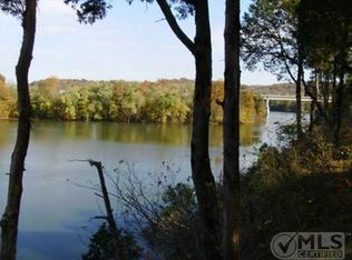 353 Canoe Branch Rd, Lebanon, TN 37087