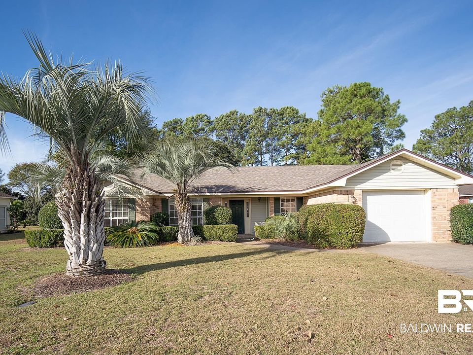 1st image of 9785 Fairway Dr