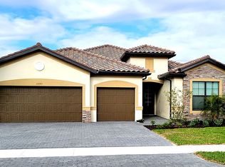 1843 Lema Ct, Naples, FL 34120