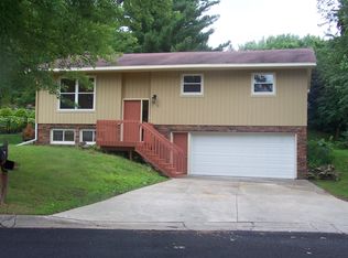 1215 Young St, Wausau, WI 54403
