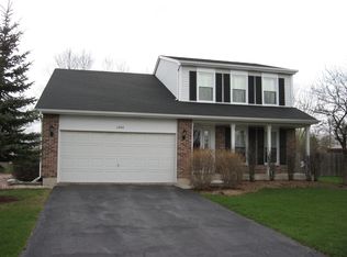 1340 Sebring Cir, Elgin, IL 60120