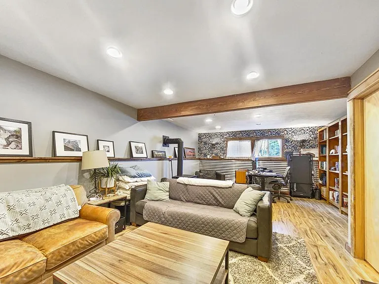 3250 W Hollyhock Dr — Photo 5