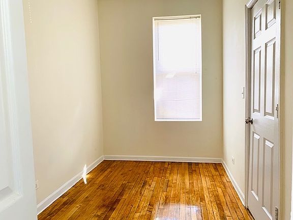 5th image of 1115 S Troy St APT 1E