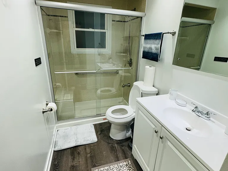 1541 Oakwood Ave #2 — Photo 5