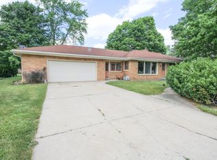 12900 Wembley Rd, Brookfield, WI 53005