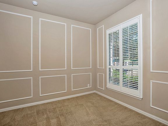 5th image of 1570 Water Way Ct