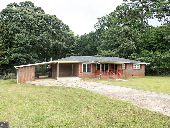 3rd image of 191 Hanson Dr