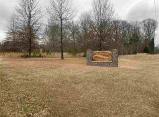 Springbrook Dr, Jackson, TN 38305