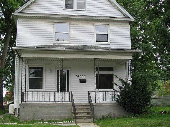 2nd image of 24033 McDonald St