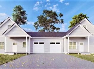 21 Youngs Ln #7, Freeport, ME 04032