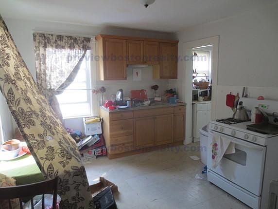 4th image of 58 Brock St #Kdd2