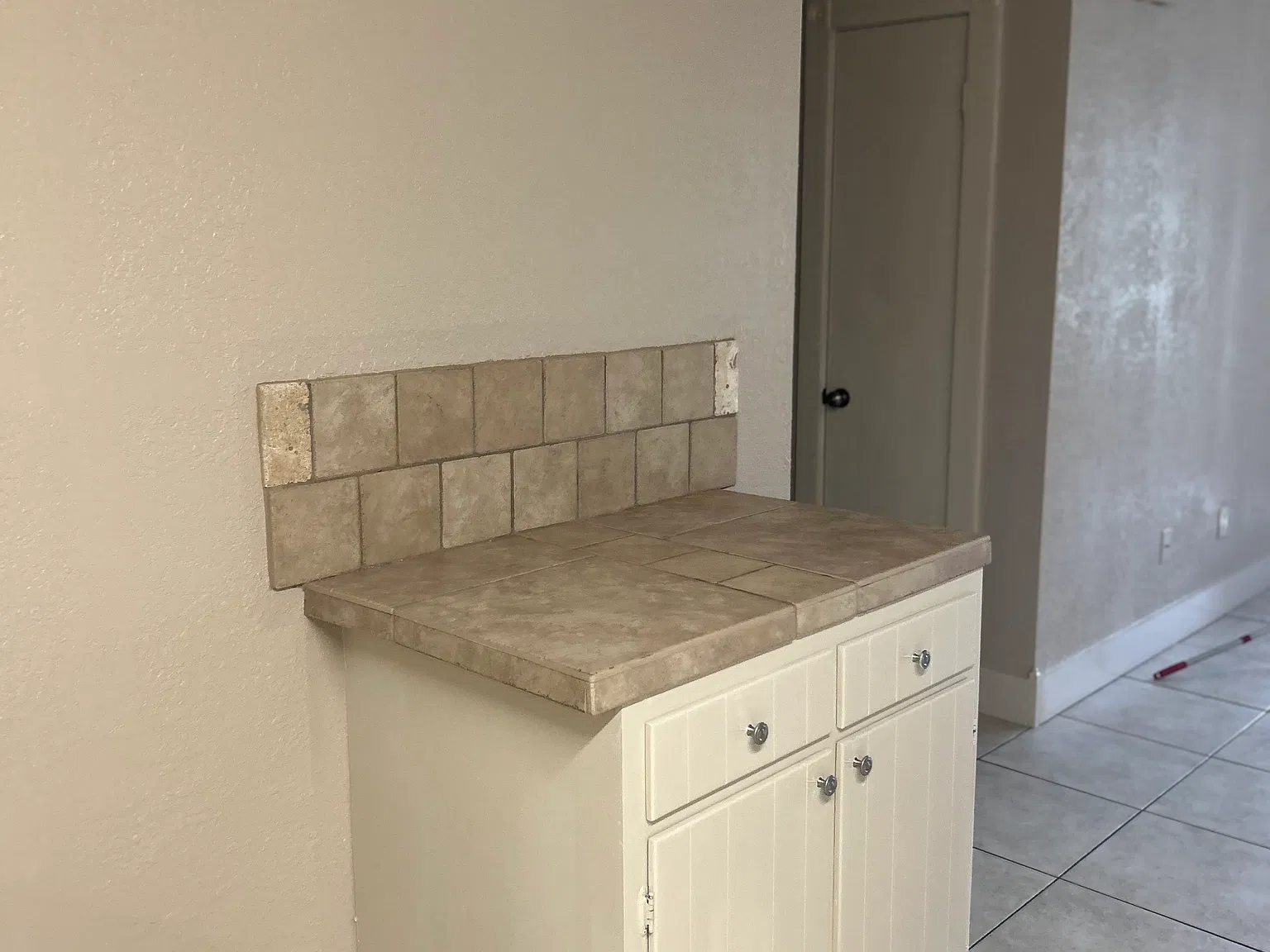 2 bed, 875 sqft, $1,450 — Photo 3