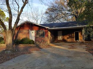 214 Queen Victoria Ln, Jackson, MS 39209