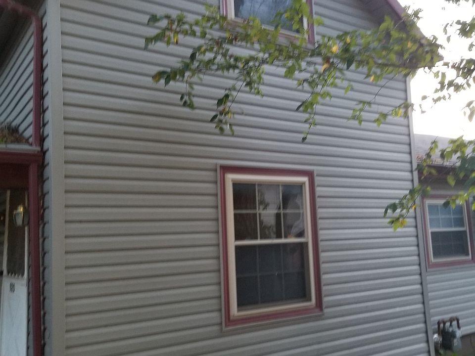 2nd image of 925 New York St
