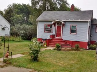 109 SW 7th St, Galva, IL 61434