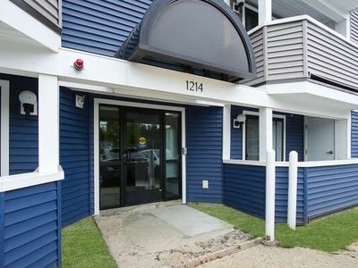 1214 Vfw Pkwy APT 37, West Roxbury, MA, 02132