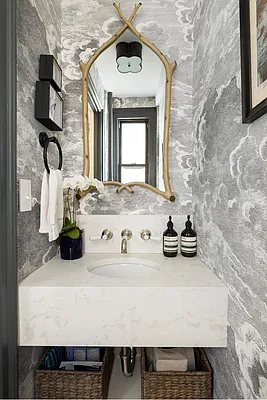 Sold by Douglas Elliman | media 24