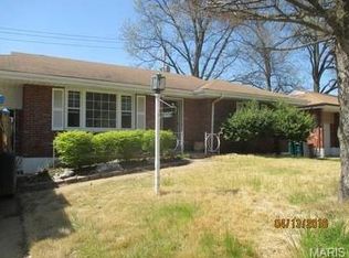 9429 Duenke Dr, Saint Louis, MO 63137
