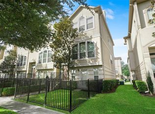 1730 French Village Dr, Houston, TX 77055