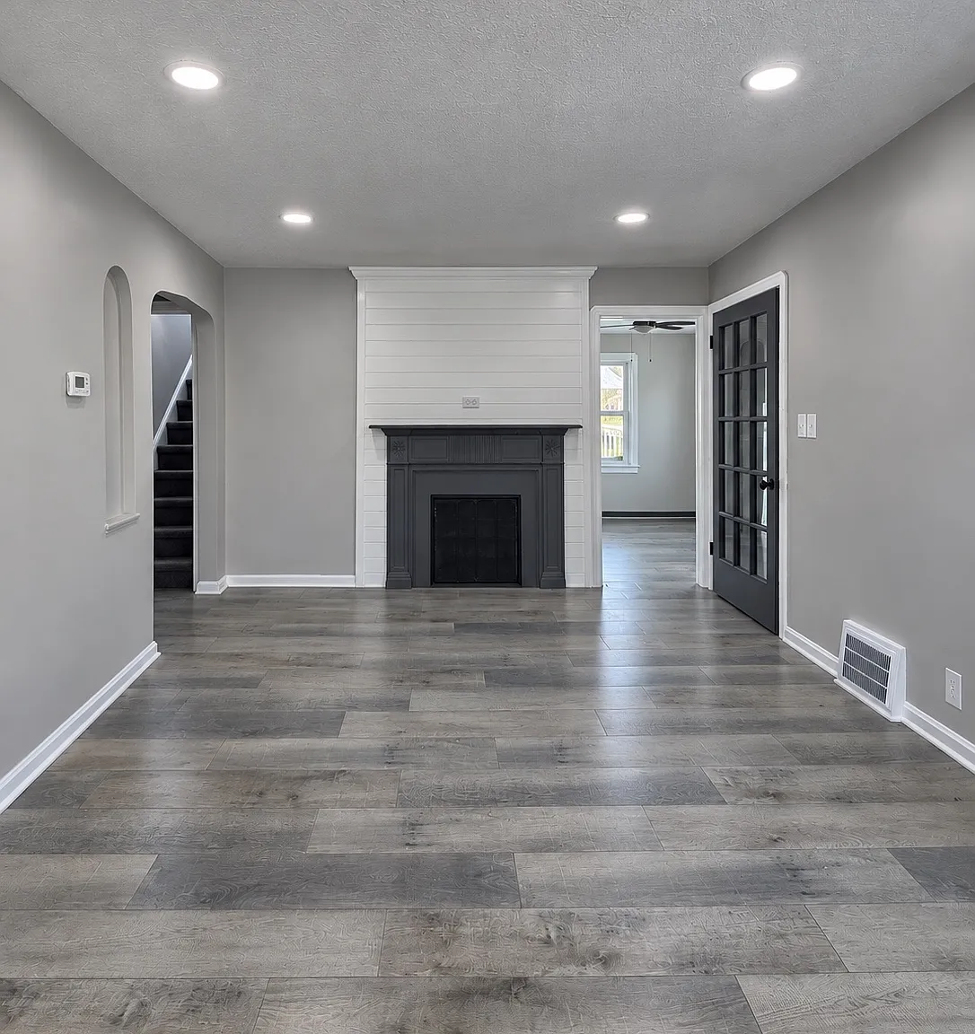 4 bed, 1329 sqft, $1,750 — Photo 2