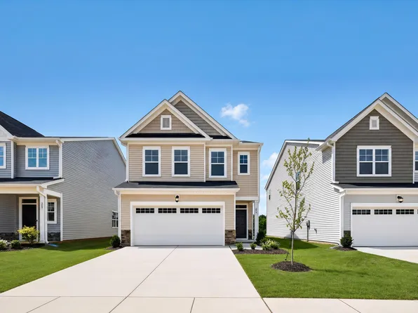 279 Beachcomber Dr, Lillington, NC 27546