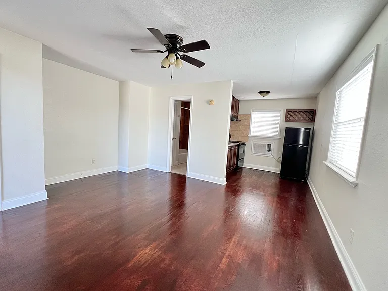 1612 Larue Ave — Photo 5