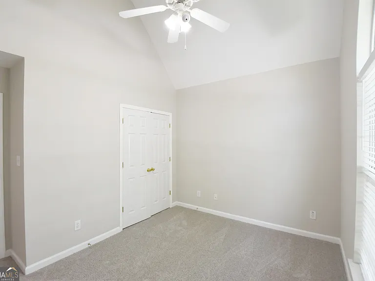 208 Turnbridge Cir — Photo 7