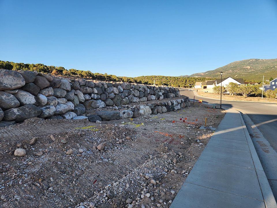 2nd image of 3016 W Rock Ridge Rd