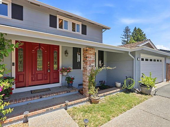 2nd image of 107 Hazelwood Pl