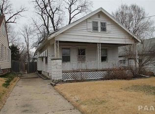 1127 W Thrush Ave, Peoria, IL