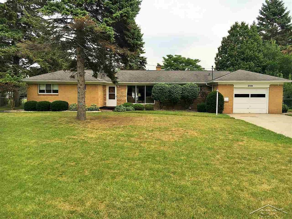 1st image of 2540 Haenlein Dr