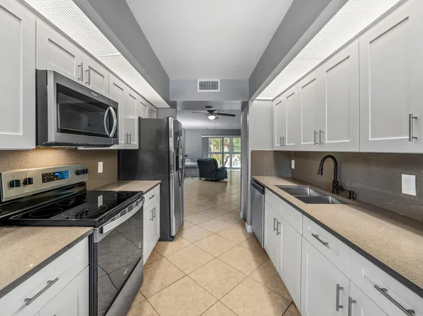 1705 Andros Isle #F2, Coconut Creek, FL 33066